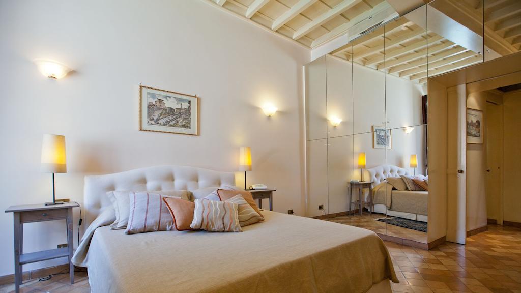 Rental In Rome Trevi Fouintain View Apartment * Roma